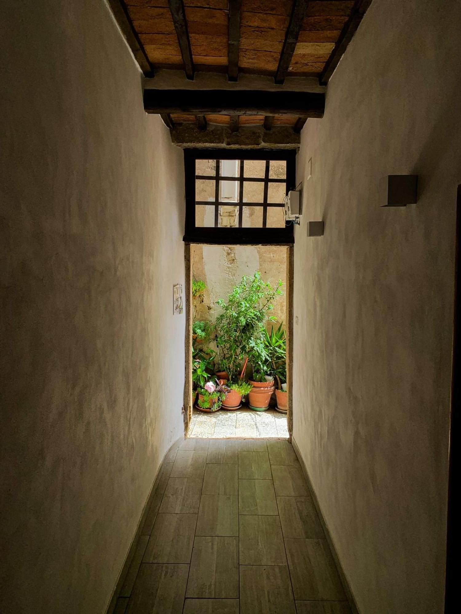 La Soffitta Nel Bastione Apartment Pitigliano Bagian luar foto